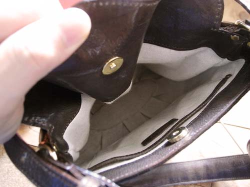 ハンドメイドレザーショルダーバッグ