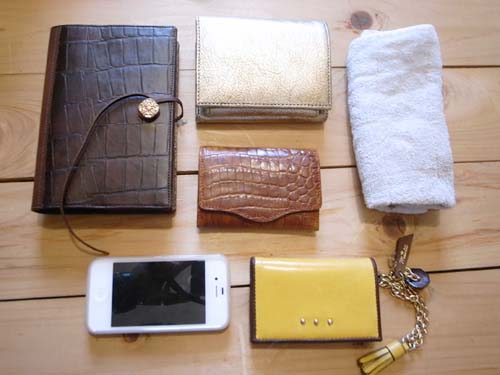 ハンドメイドレザーショルダーバッグ