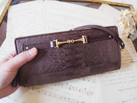 ファスナーウォレット