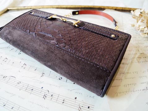 ファスナーウォレット