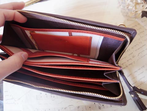 ファスナーウォレット