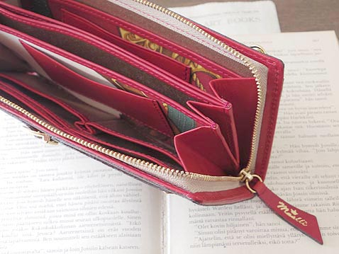 ファスナーウォレット