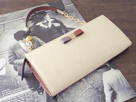 ファスナーウォレット