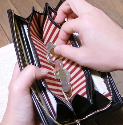 コンパクト財布４