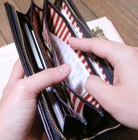 コンパクト財布３