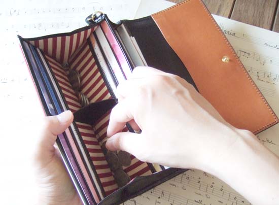 機能的な長財布９