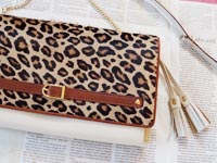 レオパード柄ハラコお財布バッグ