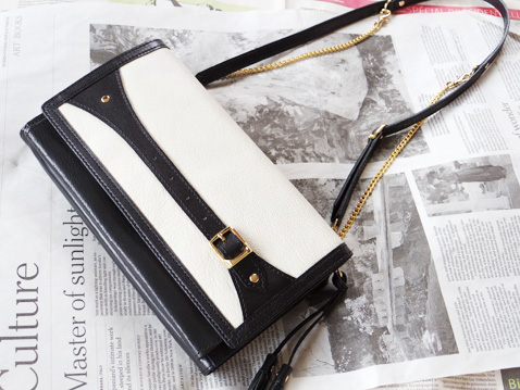 エナメルファスナーウォレット