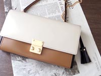 モードなお財布バッグ